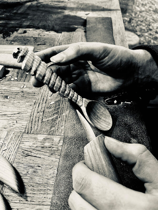Sculpture sur bois : créez votre première cuillère