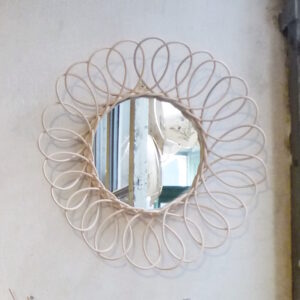 Panier ou miroir en rotin